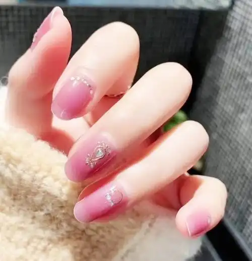 2021新款冰透玫红色显白美甲,图片,短指甲-lomo美甲