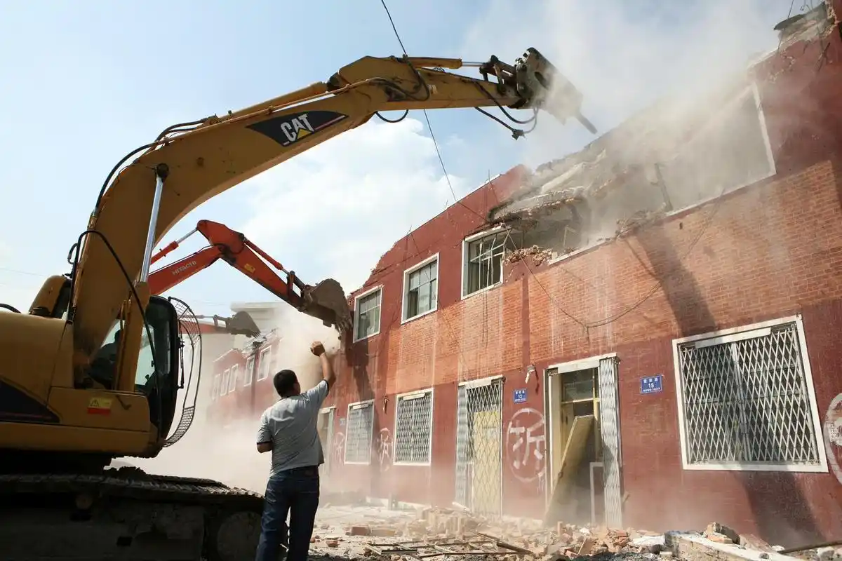 网站首页 甜柚问答 法律问答 征收拆迁 房子被违法强拆了怎么办问