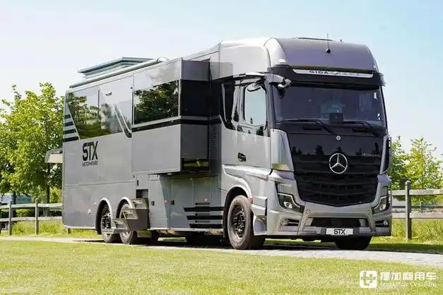 双拓展舱升顶车尾带车库欧洲房车龙头stx打造的奔驰actrosl重卡房车