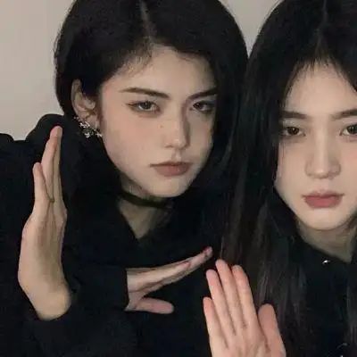 一拽一萌闺蜜头像真人图片