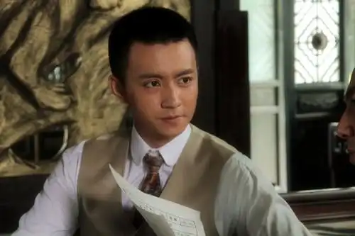 由实力演员王驾麟领衔主演的谍战剧《九死一生》正在央视电视剧频道