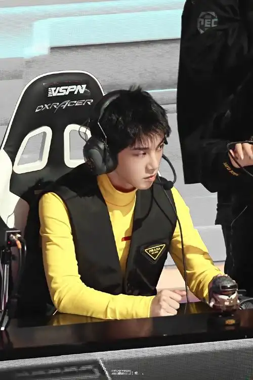 华晨宇和平精英品牌代言人