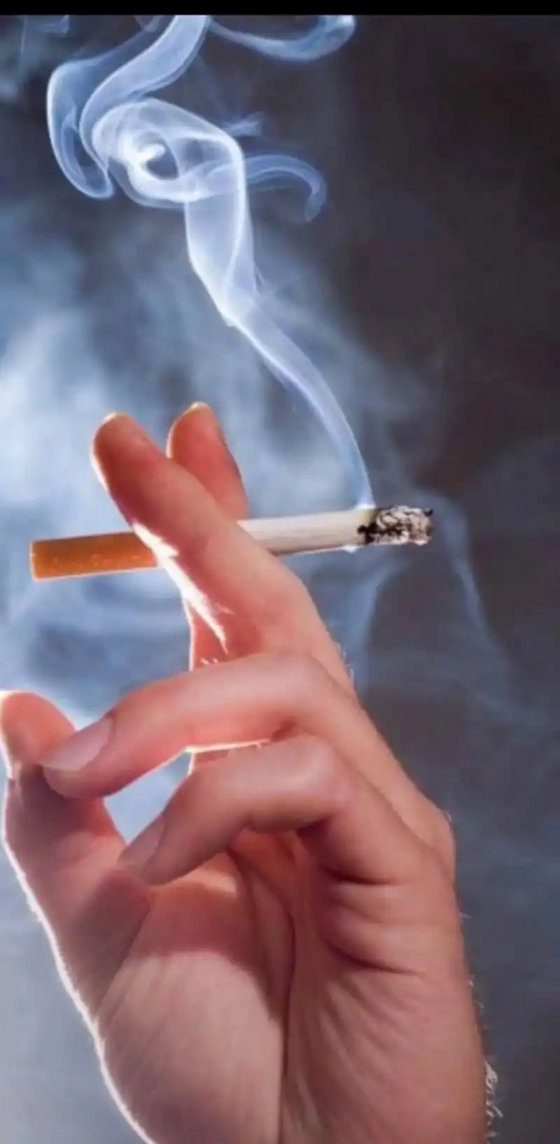 这不是烟.这是被燃烧的思绪,是悬浮在空气中的寂寞, - 抖音