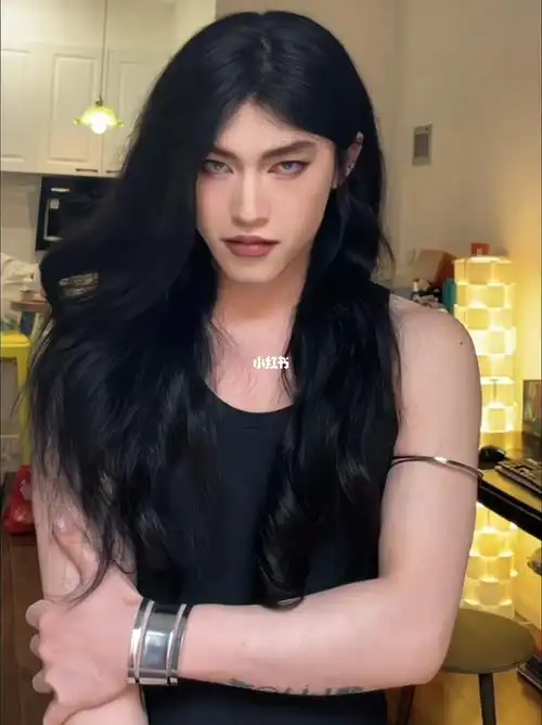 185长发霸道温柔冷酷内向美颜娇羞alpha帅哥