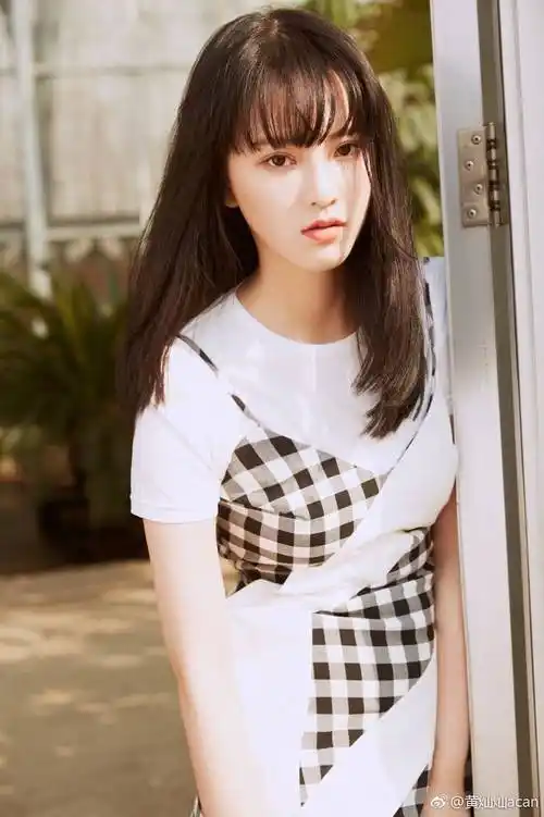 黄灿灿武汉大学校花