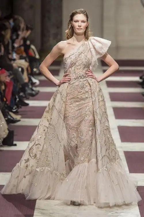 这些仙女系高定礼服,你结婚选哪条?