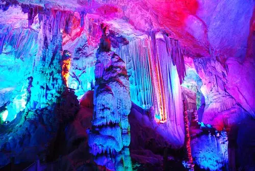 【泰兴广电国旅】千岛湖,乌镇,瑶琳仙境,船游西湖,杭州精品三日游