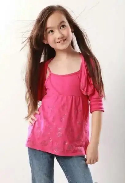 香奈儿童星三四岁的拍摄服装的图片有吗.