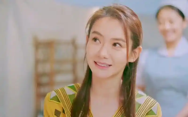 《一起深呼吸》戚薇时尚帅气的"女医生"