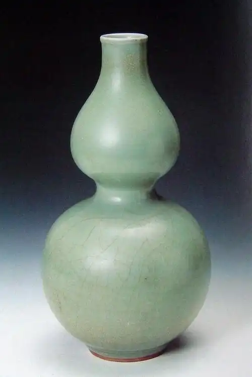 元 龙泉窑青瓷葫芦瓶