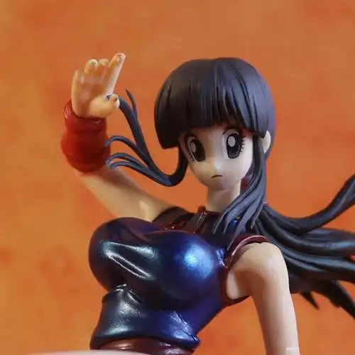 甄萌七龙珠人造人18号十八号琪琪人造人布玛电脑机箱装饰模型摆件全套