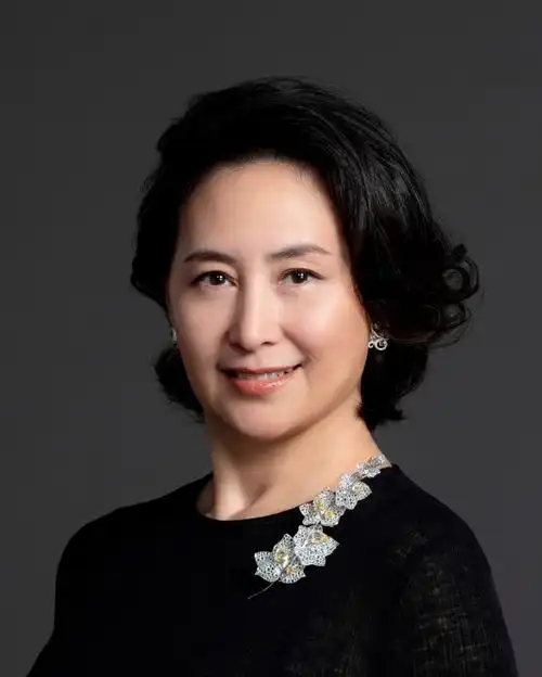 何超琼澳门的未来在年轻人我们只是打基础的