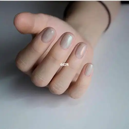 干净的短指甲纯色