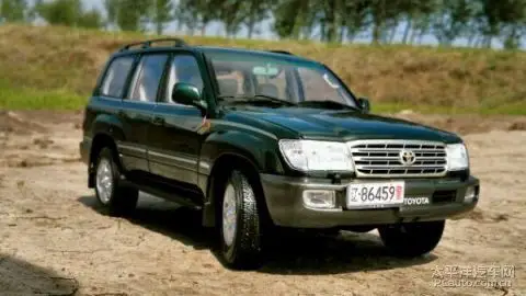 我是一名军人我陪伴我的伙伴老兵丰田沙漠王子下乡工作