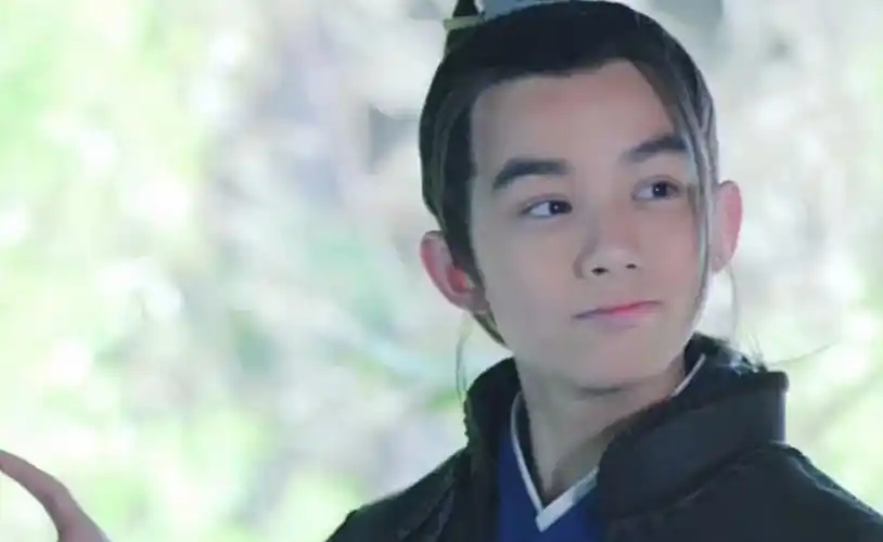 吴磊6岁到24岁颜值变化,小时候很可爱,长大后帅出了气场