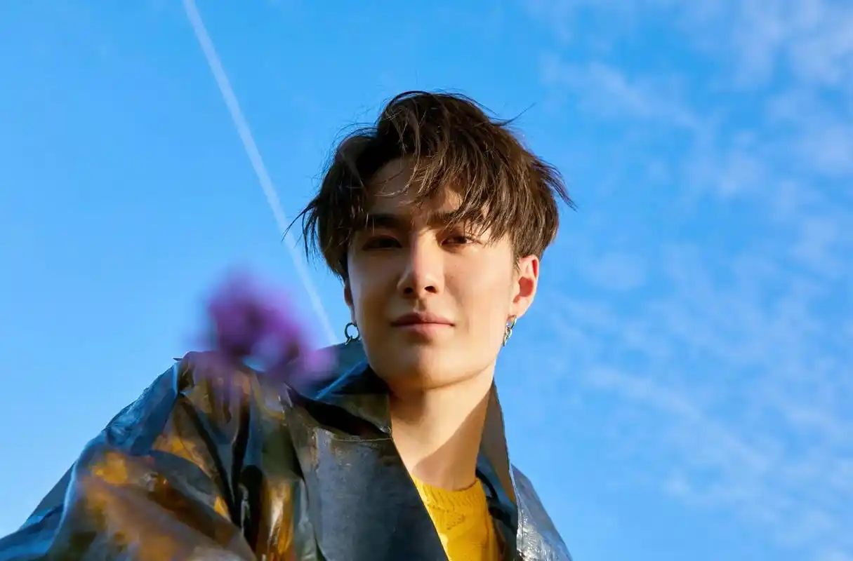 #王一博电脑壁纸 帅哦!#摩托姐姐只爱王一博 - 抖音