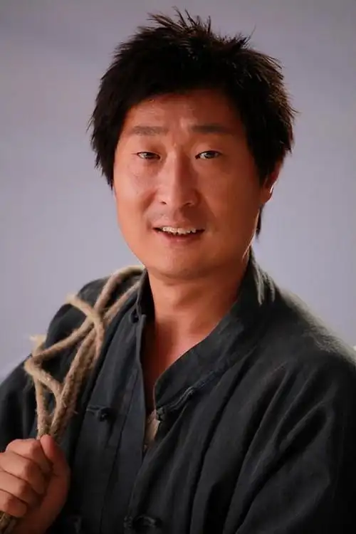 国家一级演员林永健:为让父亲安心与军花闪婚,婚后赚的钱全部上交