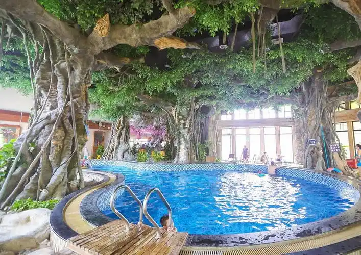 温都水城一期项目有水空间,温泉养生会馆,四星级水城国际大酒店,康熙