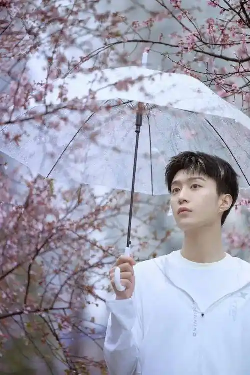 迪丽热巴没人接手张艺兴刘宇掐架范丞丞被监视许凯得罪虞书欣王楚然爱