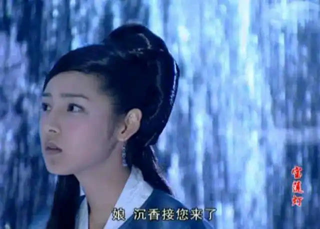 《宝莲灯》三圣母童年滤镜全碎,酒驾肇事被抓现行,还曾滥用药物