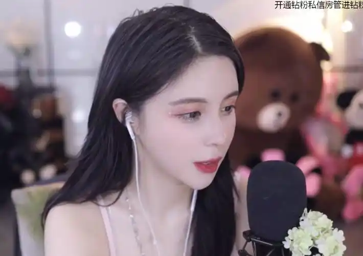 和我恋爱天天戴绿帽子,苏恩自曝在斗鱼不开心,主播内卷太严重