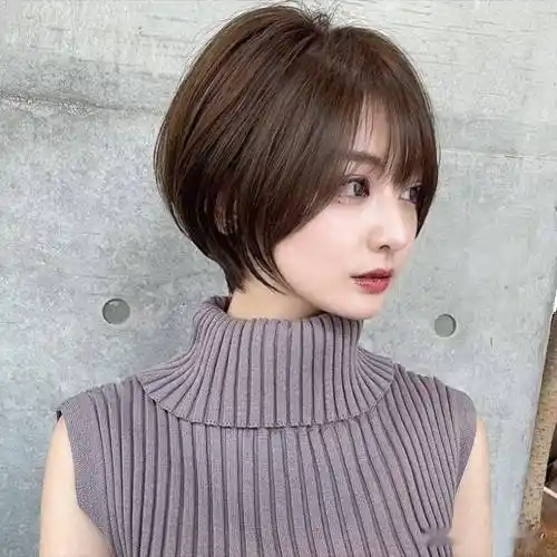 最具人气的女士短发蓬松瘦脸层次感满满剪完显小10岁