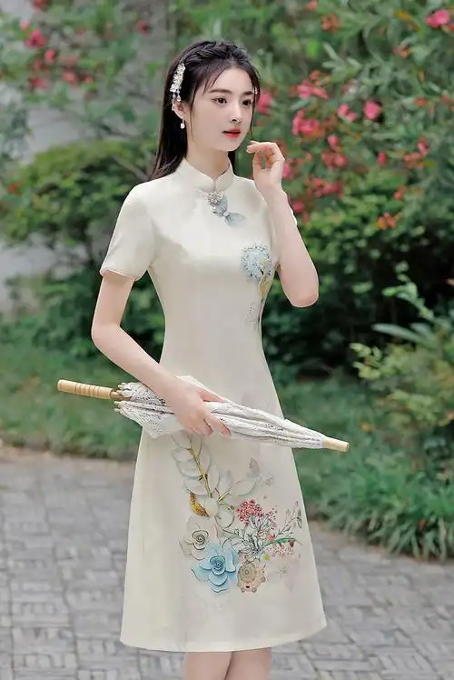 旗袍2024年新款时尚日常大小姐改良版小个子贵夫人连衣裙旗开得胜