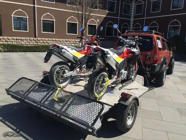 拖摩托车的拖车(摩托车如何拖车)-成都德恒鑫物流
