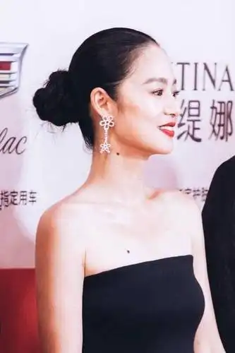 姜文40岁妻子曝光,气质艳压许晴!