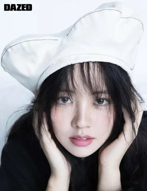 韩国女艺人金所炫最新杂志写真曝光