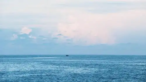 蔚蓝大海清爽迷人风景,高清壁纸,风景图片-回车桌面