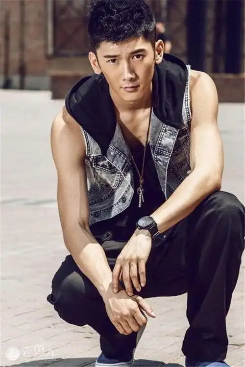 刘芮麟演过哪些影视作品 女朋友是王晓晨吗 / 比乐族