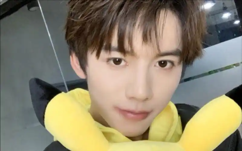 邓超元20200325邓超元一直播吃播