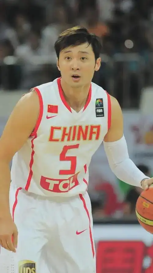 24年过去了,才发现连续两届奥运男篮8强的刘炜是21世纪最强后卫