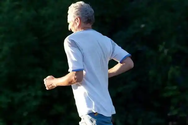 老年人跑步收获的好处,会让你意想不到,尤其第四点