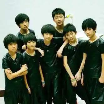 12月20日:恋爱禁止团正式成立:黄宇航 黄其淋 丁程鑫 敖子逸 陈思霖