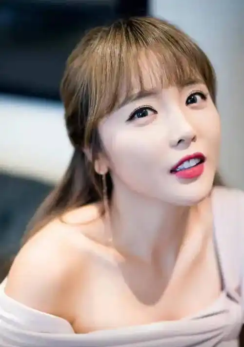 微胖界天花板-洪真英(图集)_在线_事业_渊盖苏文