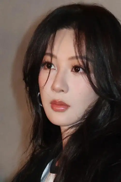 小94 更新@杨紫  『andy酷酷滴』  coooooool girl～今天口号 嘶哈