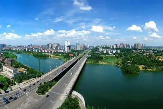 岳阳这座秀美之城的"傲娇姿态"|桂林|黄山|湖南|洞庭湖|岳阳市_网易订