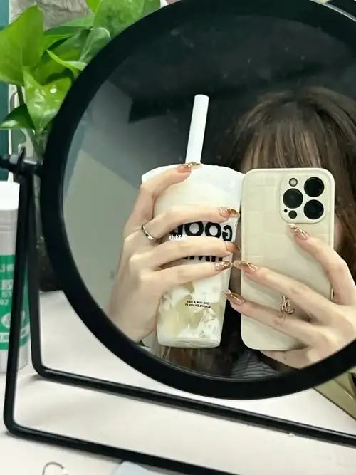 谁能想到它只要二十块还没有手上的奶茶贵