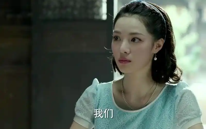 怒海红尘:萧长官被鬼子追杀,大小姐认出他,帮他逃过一劫