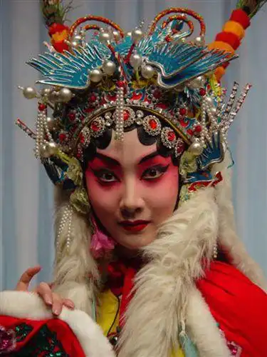 艺术的可贵就在发现 ——周利在现代京剧《张露萍》的艺术创新