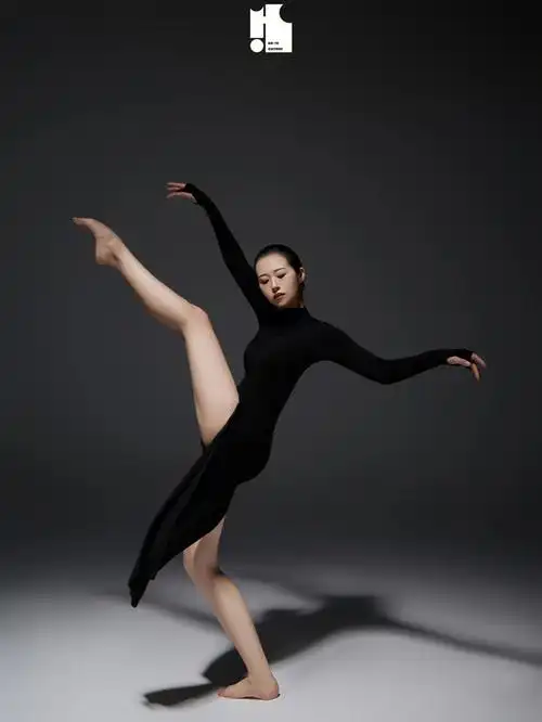 现代舞者的艺术魅力