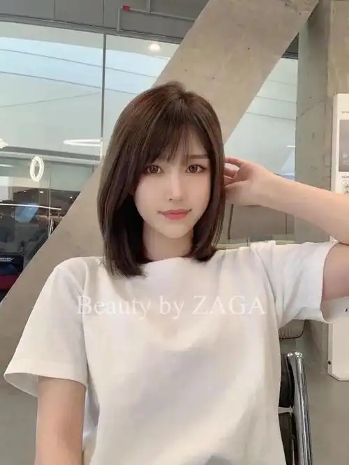 甜过初恋的齐肩发型