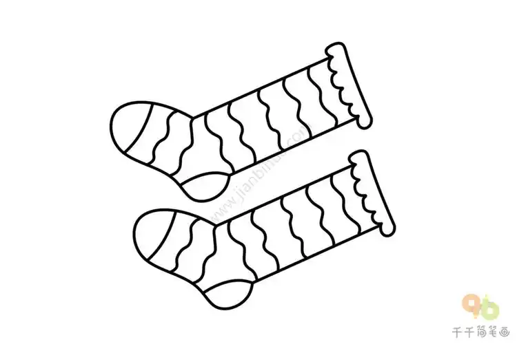 长筒袜子简笔画教程