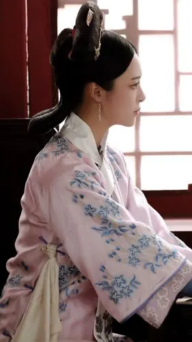 花落宫廷错流年-年姝媛-李莎旻子饰