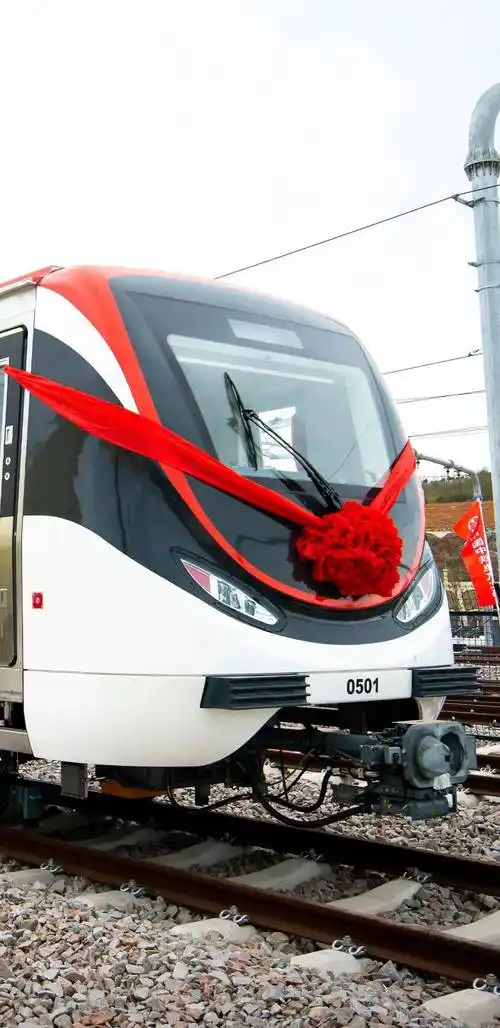 首列b型地铁列车采用中国标准制造闪亮登场