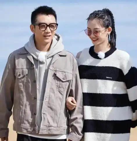 郑恺苗苗传喜讯,获三胎话题火爆,称亲口承认,登上热搜榜首