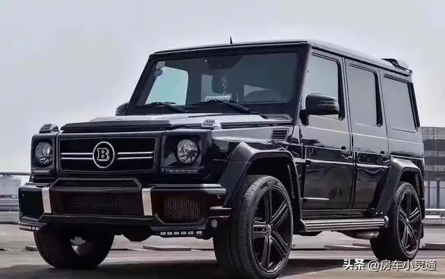 b字母车标是什么车奔驰(奔驰大b标的含义)