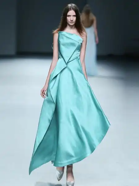 wecouture丝绸大气时尚晚礼服